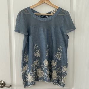 Listicle Blue Embroidered Top L Short Slve Feminine  Fit Tie Back Lightweight